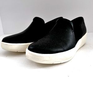 New Clarks 8.5 Ultra Comfort Black w/White Bottoms